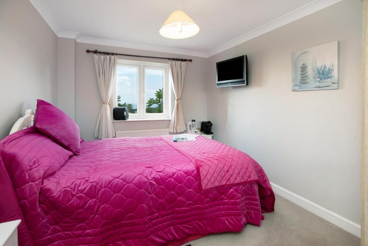 Halekulani Devon Homestay Torquay Eksteriør billede